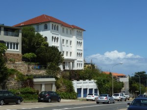 7.Beautiful Country (2)